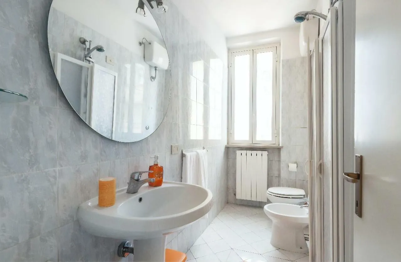 Casa vacanze La Casina Gialla Independent House - Near The Walls Lucca